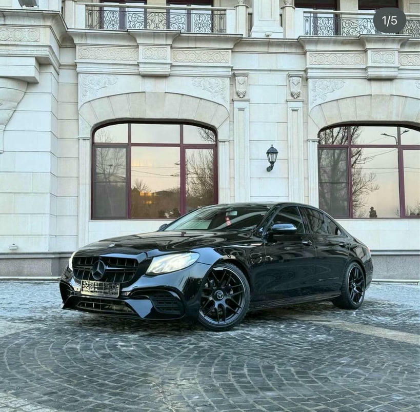 Mercedes Benz E200 w213
